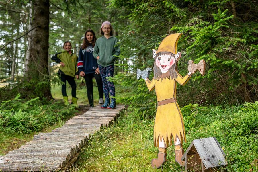 Der Wichtelwald mit Märchenfiguren